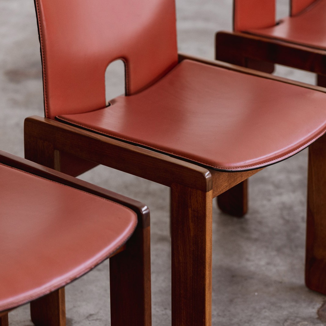 Afra & Tobia Scarpa Afra & Tobia Scarpa "121" Dining Chairs for Cassina, Red leather, 1968, Set of 6, 1968