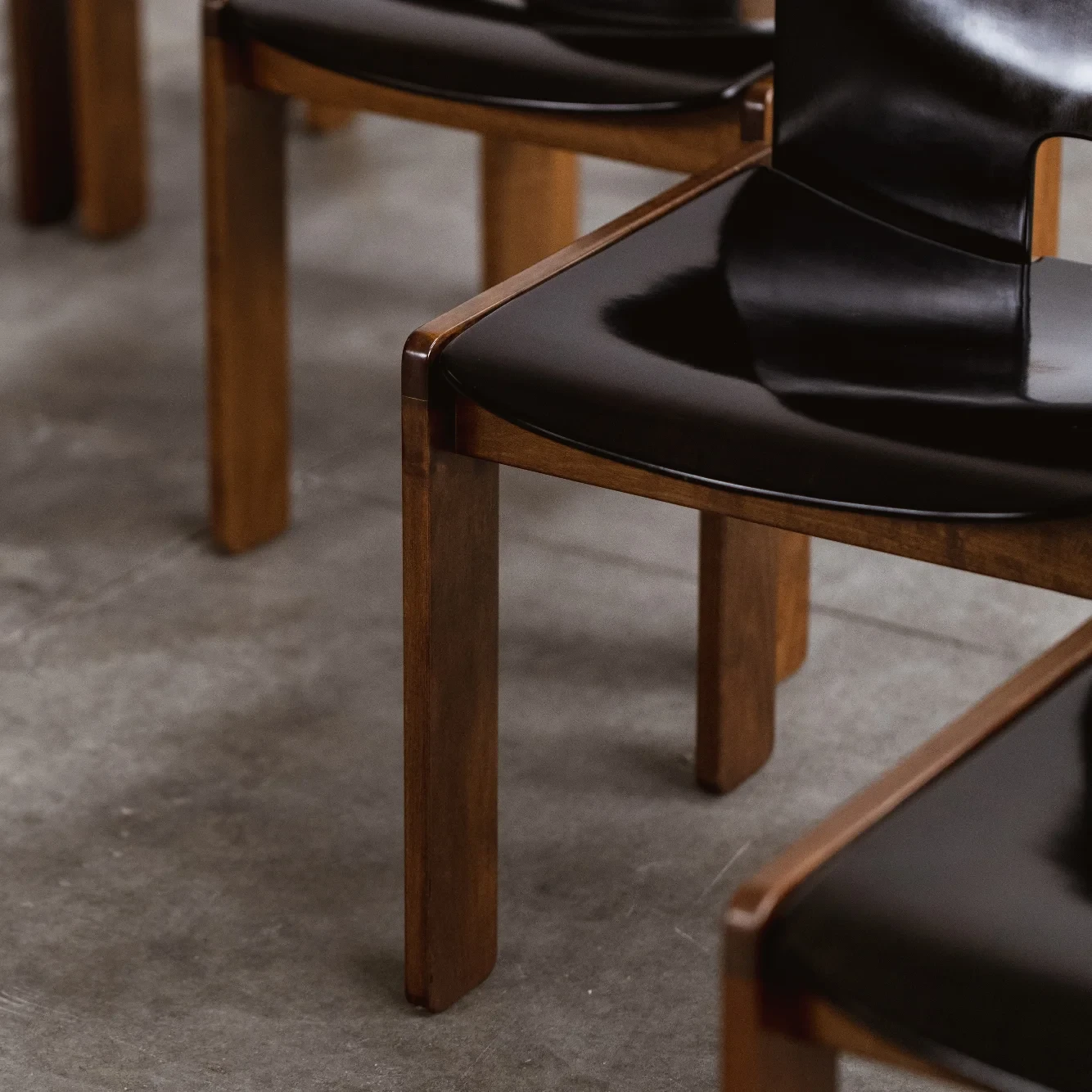 Afra & Tobia Scarpa "121" Dining Chairs for Cassina, black lacquered, 1965, Set of 8, 1965