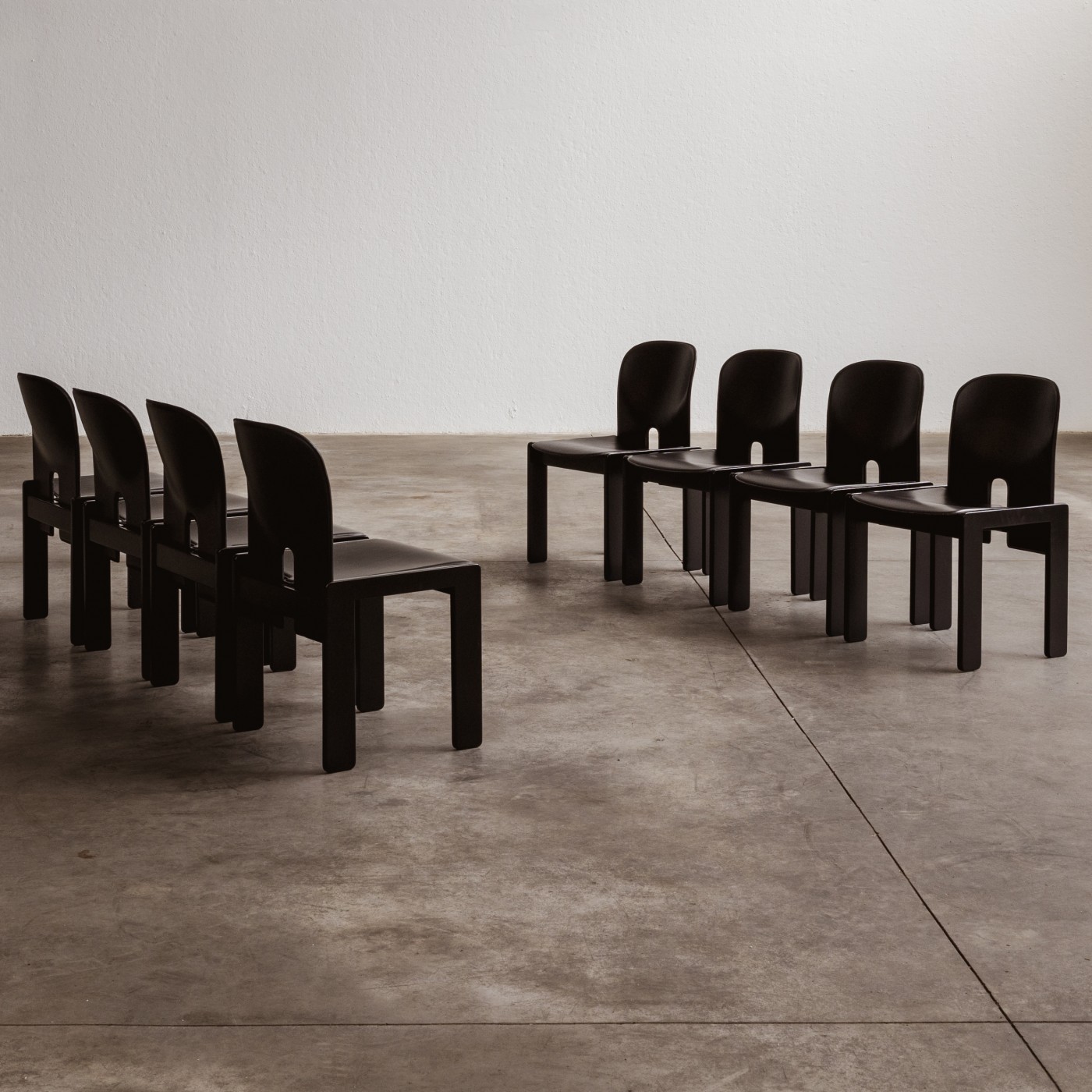 Afra & Tobia Scarpa "121" Dining Chairs for Cassina, Total black, 1965, Set of 8, 1960s