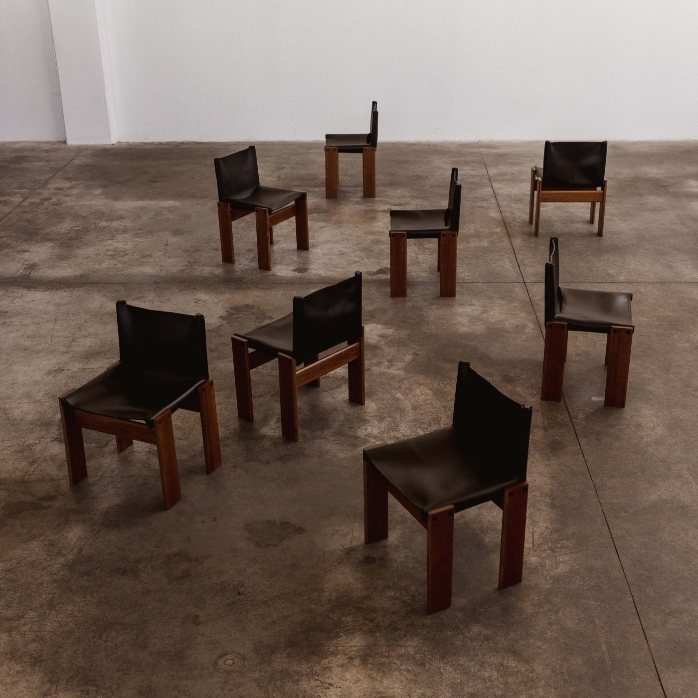 Afra & Tobia Scarpa "Monk" Chairs for Molteni, Black Leather, 1973, Set of 8, 1970s