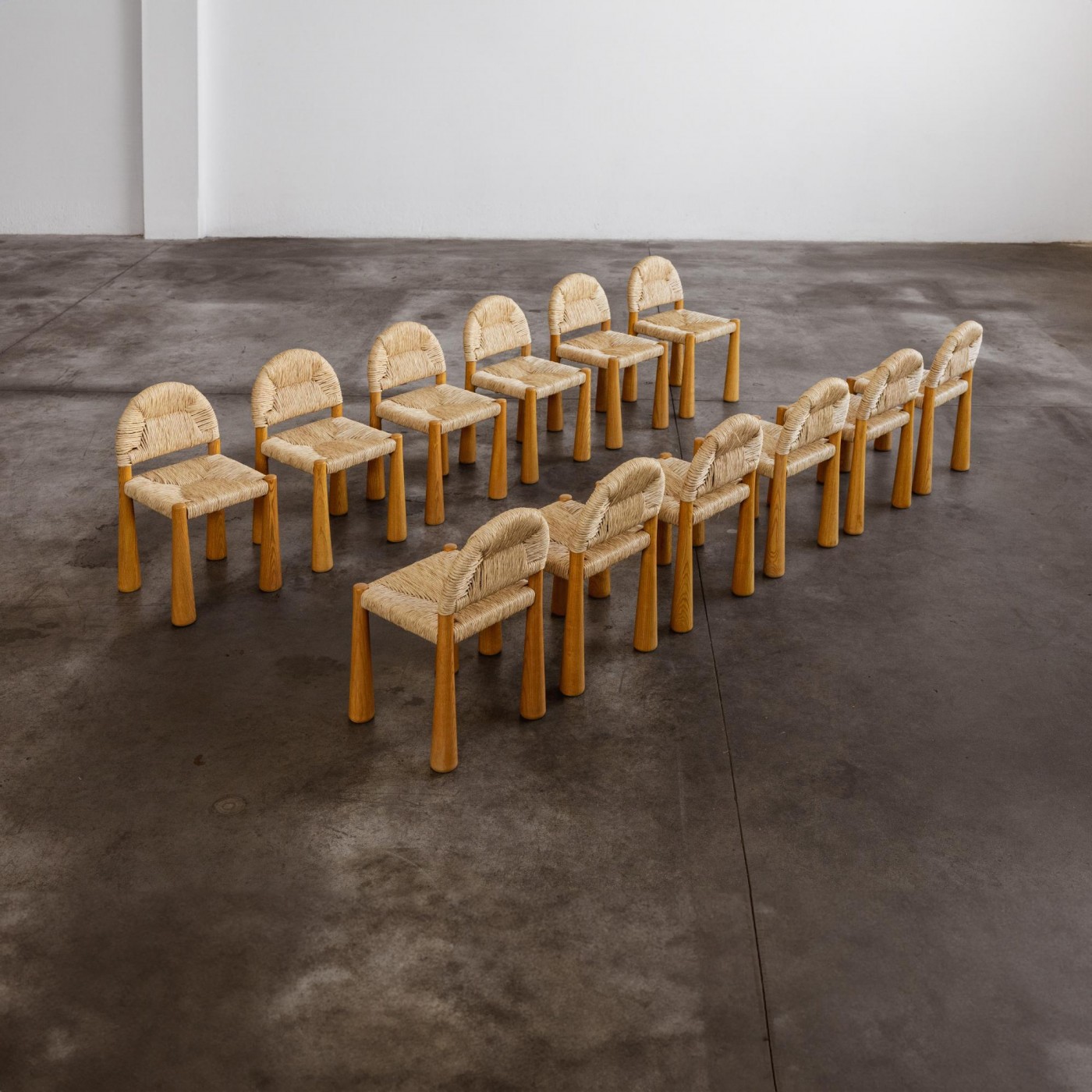 Alessandro Becchi “Toscanolla” Dining Chairs for Giovannetti, Light Brown Ashwood, 1970, Set of 12, 1970