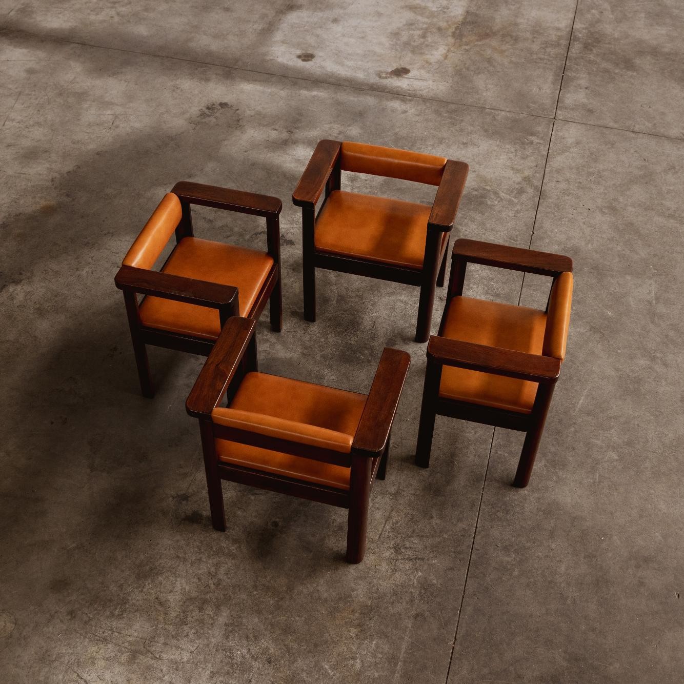 Angelo Mangiarotti “Idlor” Armchairs for Lorenzon, 1960, Set of 4, 1960s