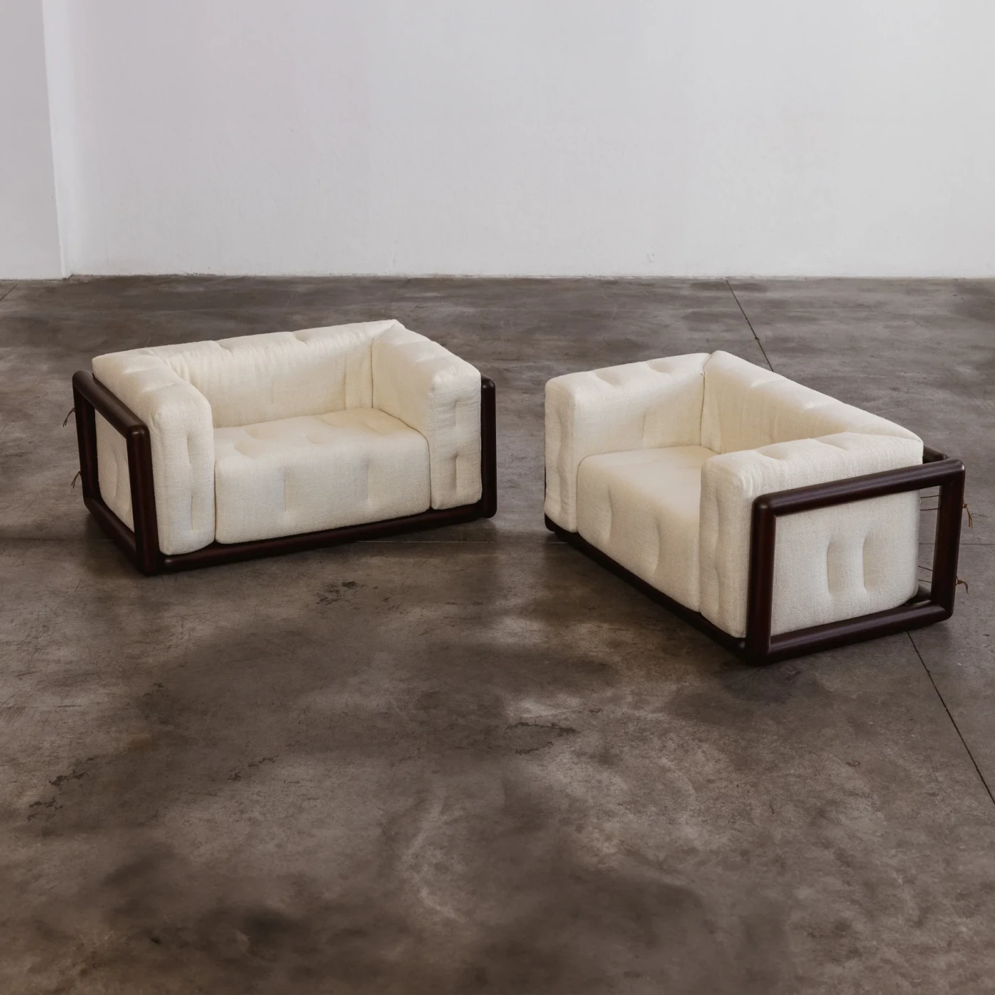 Carlo Scarpa “Cornaro” Armchairs for Gavina, Ivory Linen, 1973, Set of 2, 1973