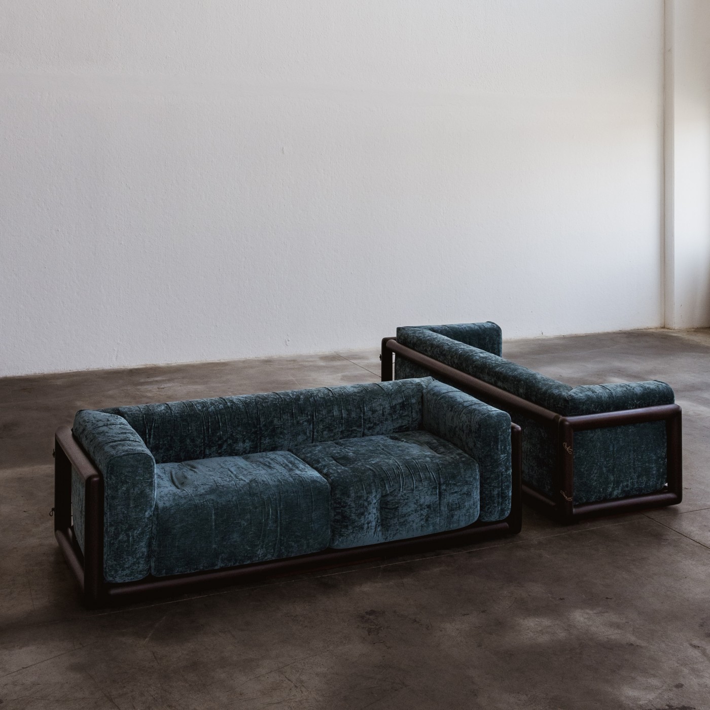 Carlo Scarpa “Cornaro” Sofa for Gavina, 1973, Set of 2, 1970s