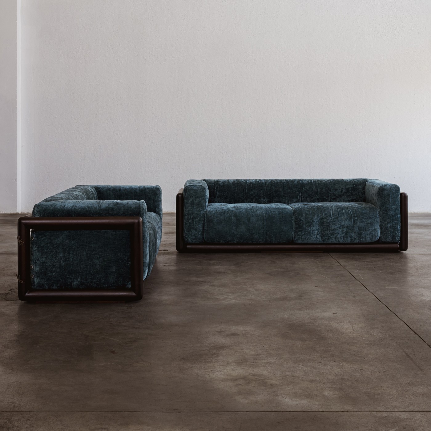 Carlo Scarpa “Cornaro” Sofa for Gavina, 1973, Set of 2, 1970s