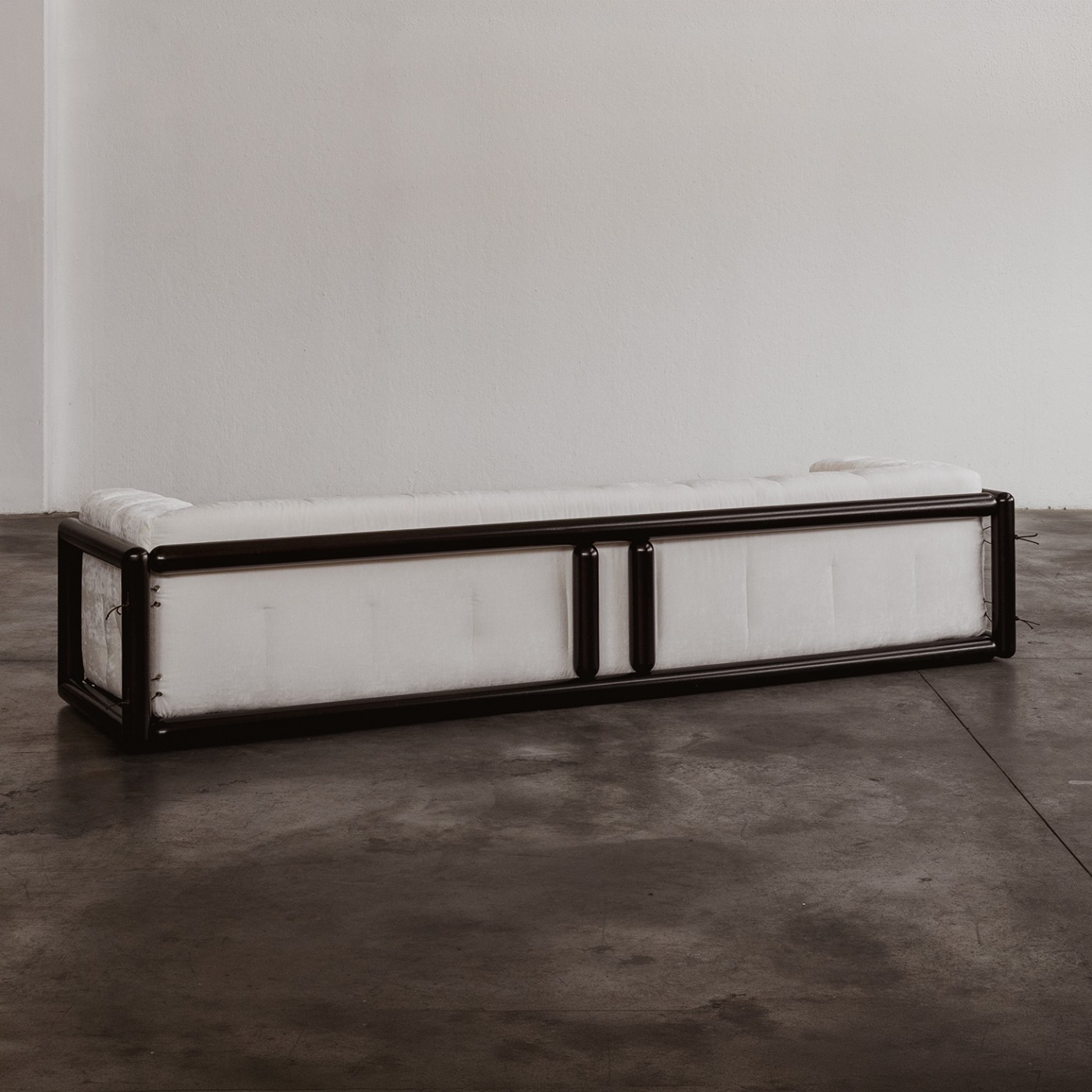 Carlo Scarpa “Cornaro” Three-seater Sofa for Gavina, Ivory Velvet, 1973, 1973