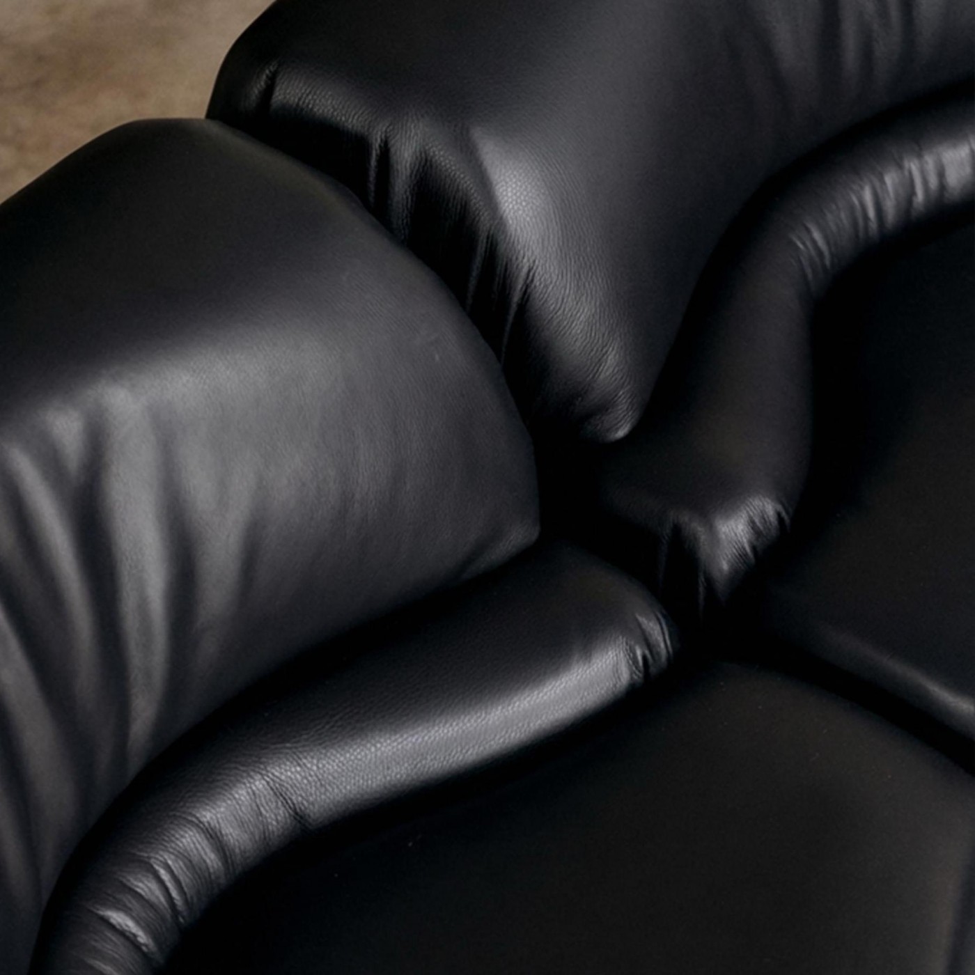 De Sede “DS-28 Cosmos” Modular Sofa for De Sede, Black Leather, Switzerland, 1970, 1970