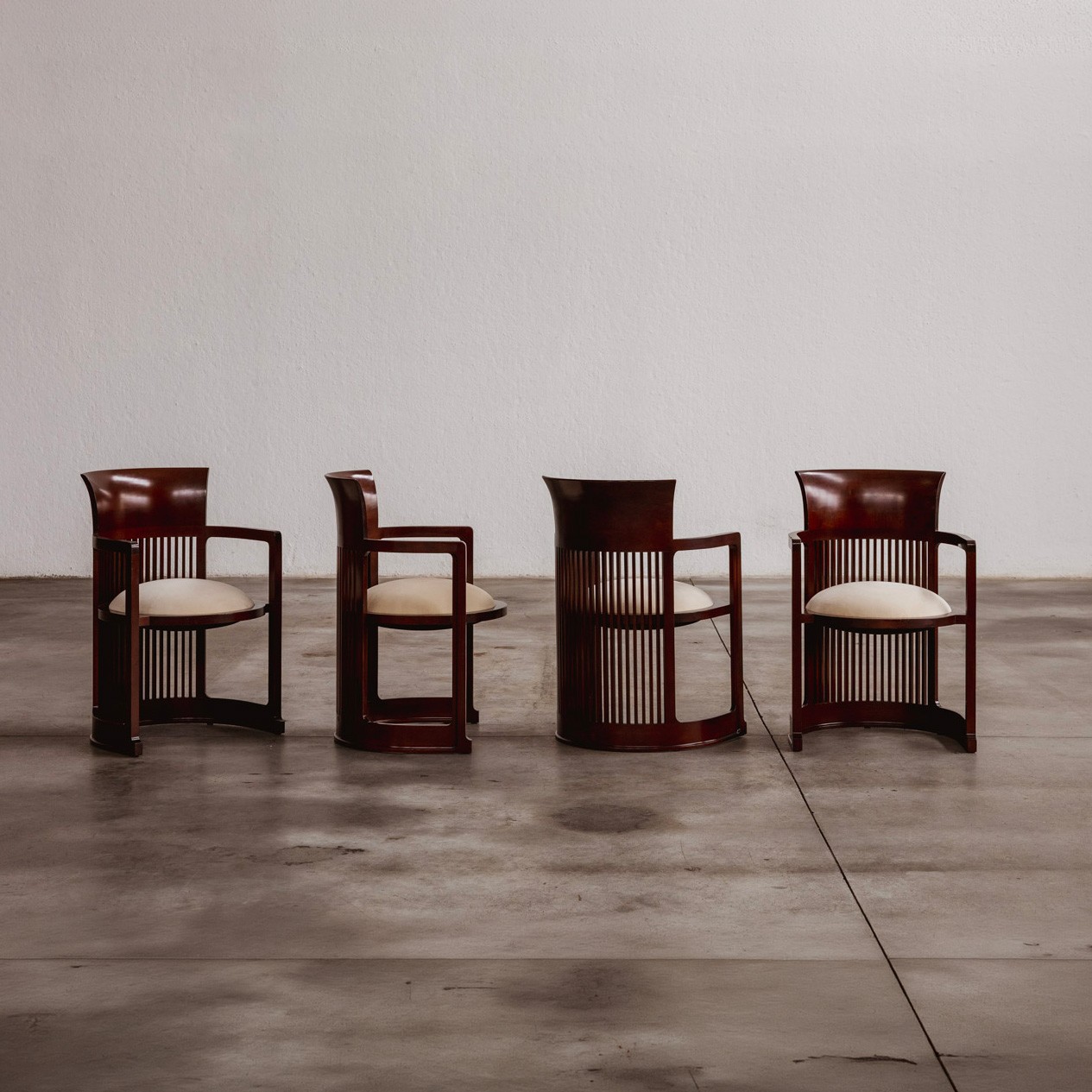 Frank Lloyd Wright "Barrel" Chairs for Cassina, Butter White Velvet, 1937, Set of 4, 1937