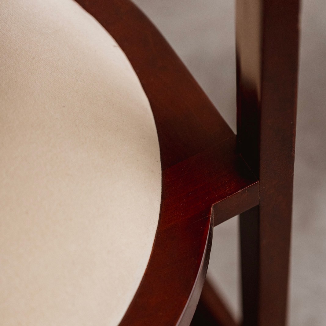 Frank Lloyd Wright "Barrel" Chairs for Cassina, Butter White Velvet, 1937, Set of 4, 1937