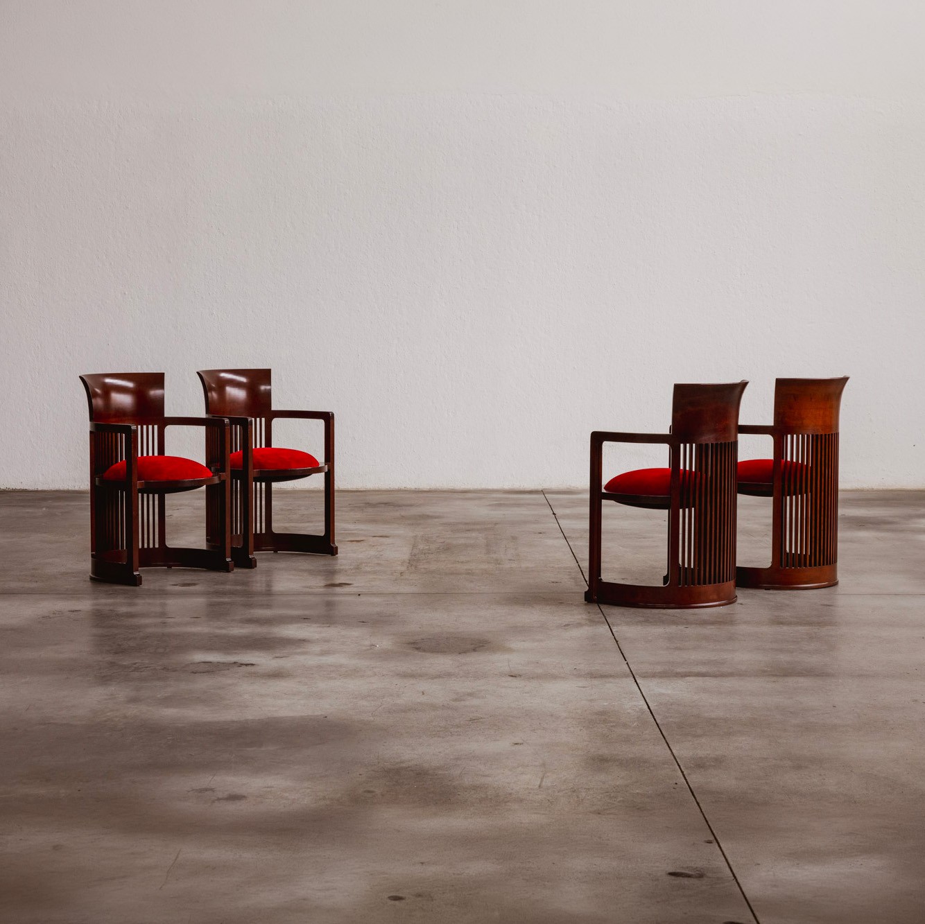 Frank Lloyd Wright "Barrel" Chairs for Cassina, Red Velvet, 1937, Set of 4, 1937