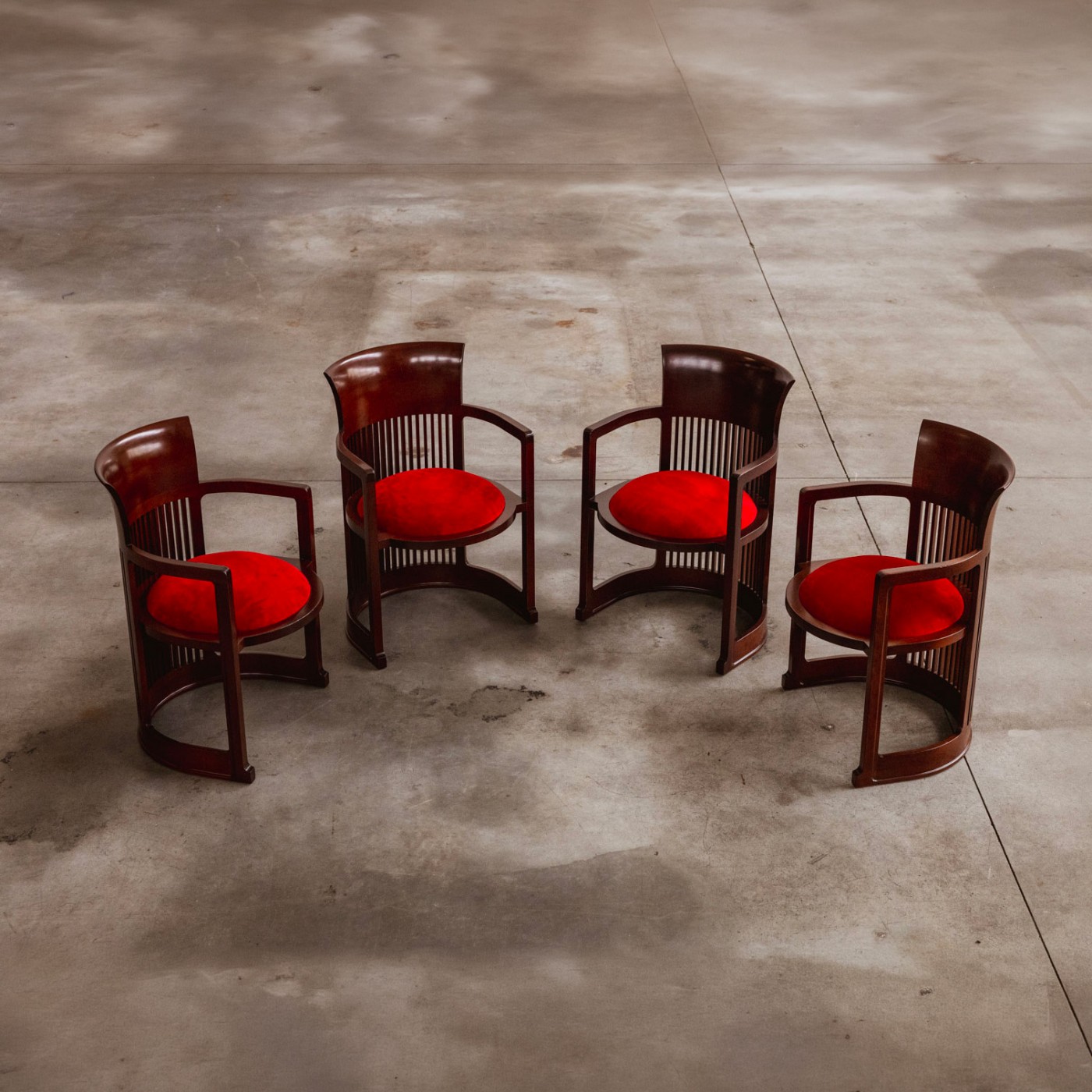 Frank Lloyd Wright "Barrel" Chairs for Cassina, Red Velvet, 1937, Set of 4, 1937