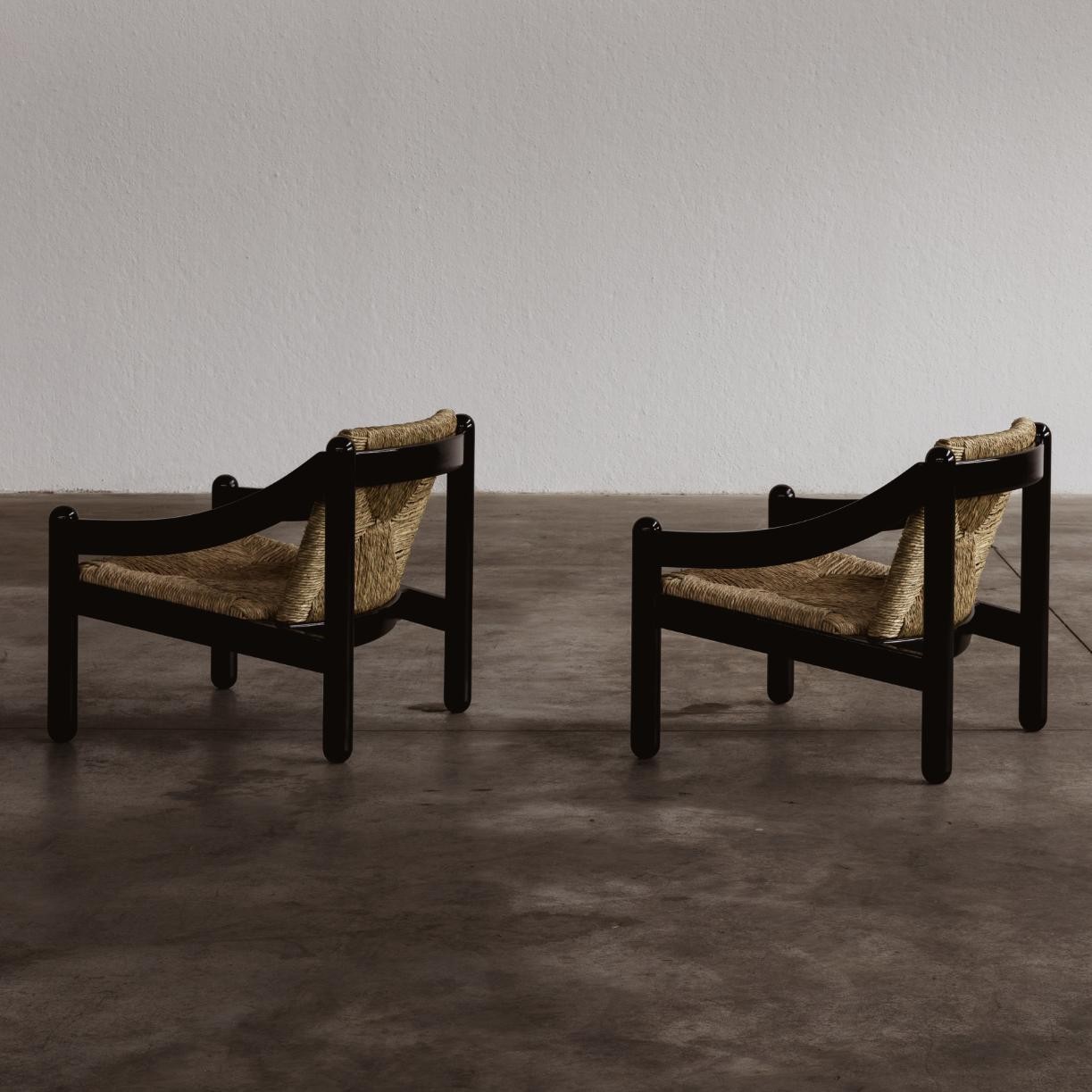 Vico Magistretti 930 "Carimate" Easy Chairs for Cassina, Black Lacquered Wood, 1963, Set of 2, 1963