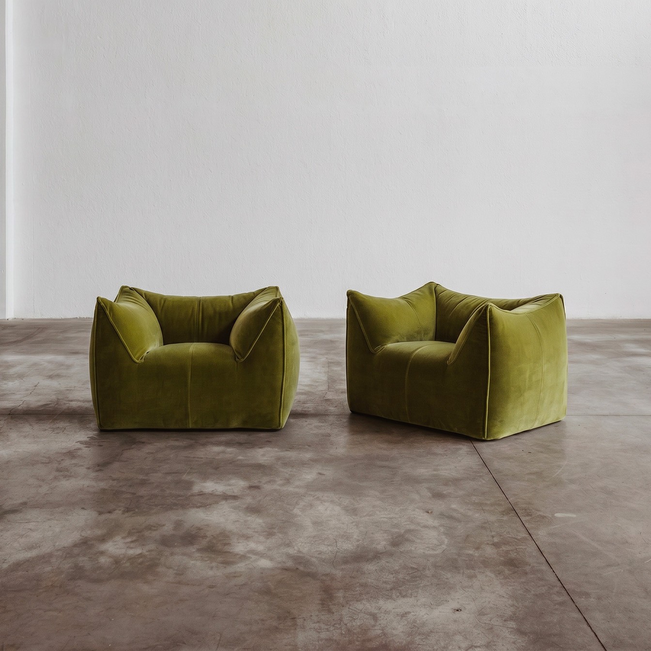 Mario Bellini "Le Bambole" Armchairs for B&B Italia, Olive Green Velvet, 1971, Set of 2, 1971