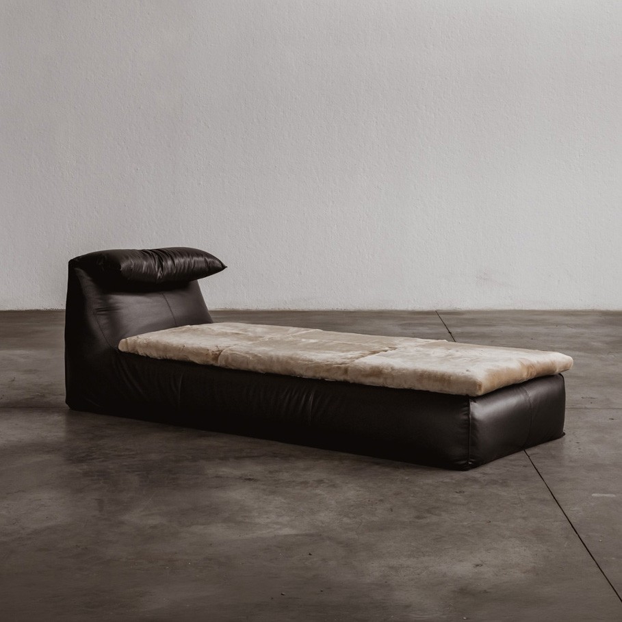Mario Bellini "Le Bambole" Daybed for B&B Italia, 1972, 1972