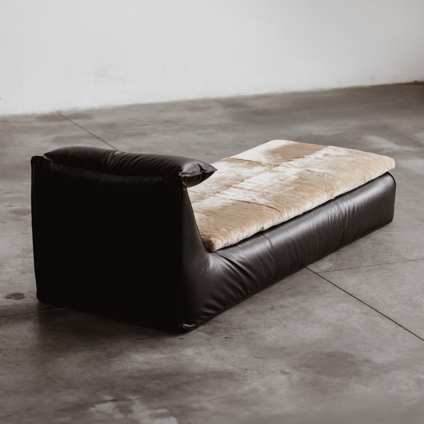 Mario Bellini "Le Bambole" Daybed for B&B Italia, 1972, 1972