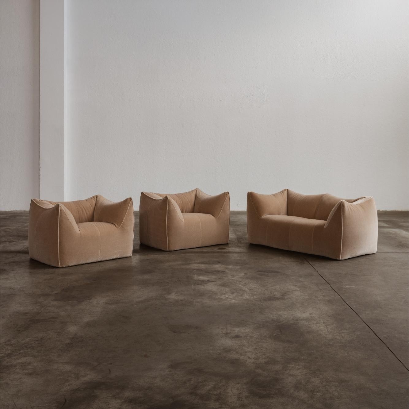 Mario Bellini "Le Bambole" Sofa for B&B Italia, mohair velvet, 1971, 1971