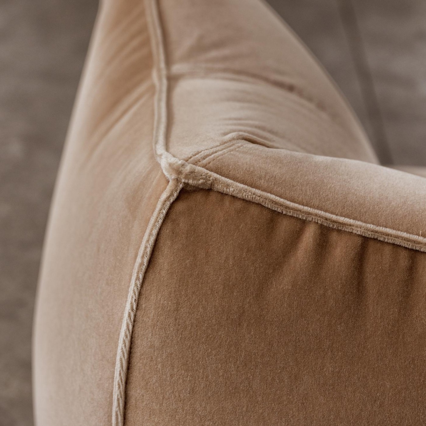 Mario Bellini "Le Bambole" Sofa for B&B Italia, mohair velvet, 1971, 1971