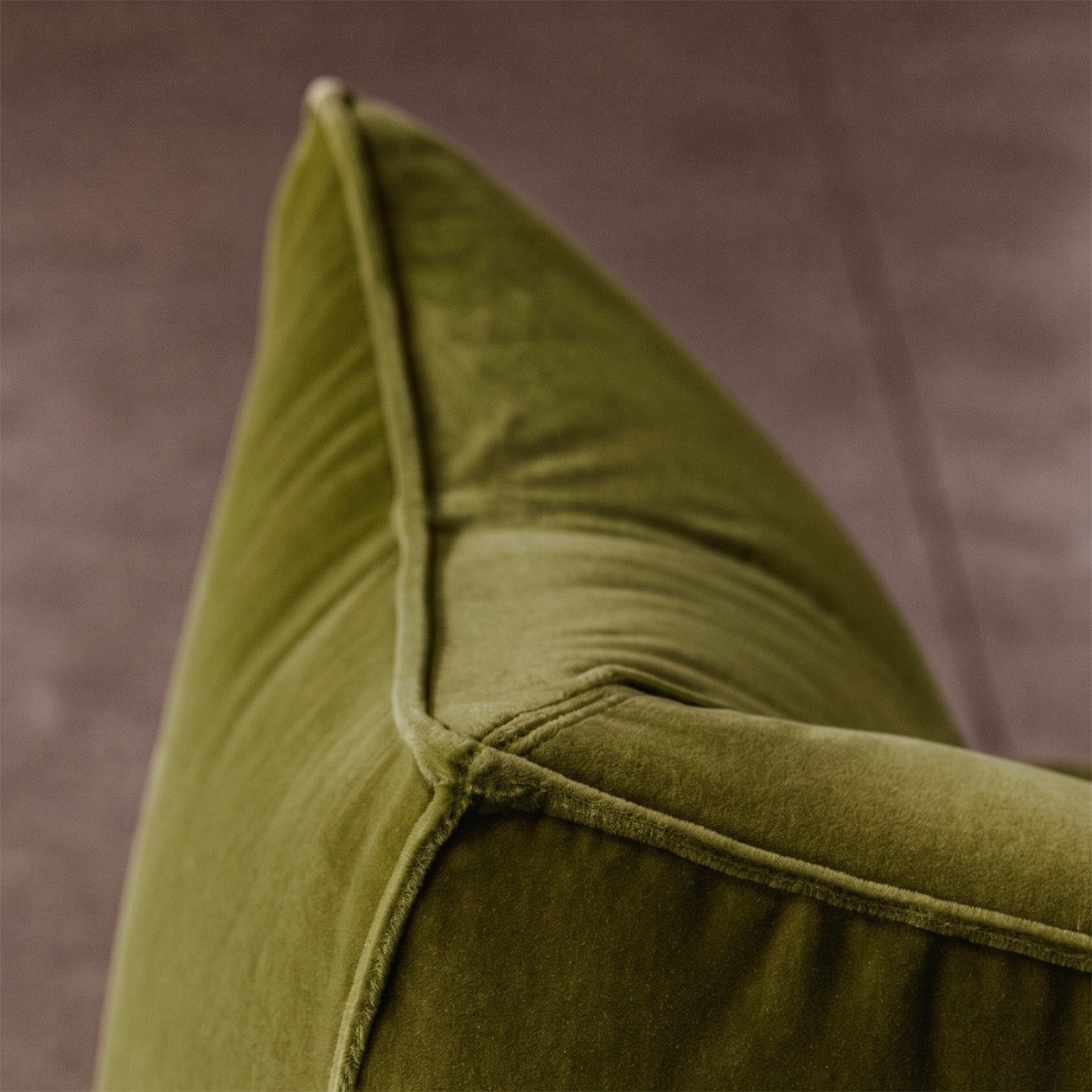 Mario Bellini "Le Bambole" Sofa for B&B Italia, Green Velvet, 1971, 1971