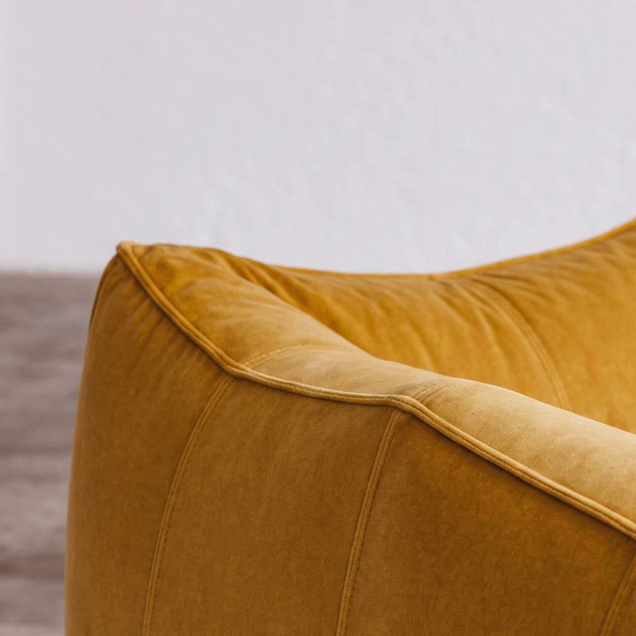 Mario Bellini "Le Bambole" Sofa for B&B Italia, Mustard Velvet, 1971, 1971