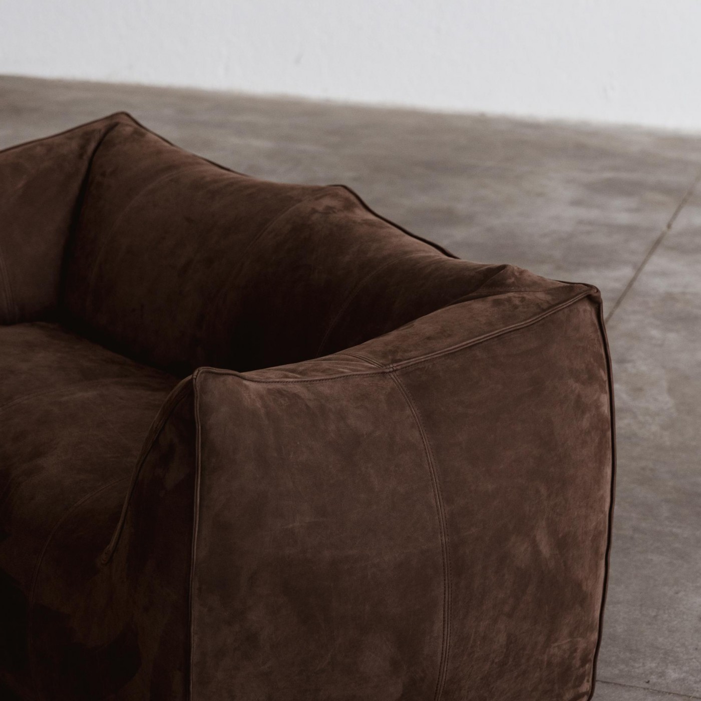Mario Bellini "Le Bambole" Sofa for B&B Italia, dark brown suede, 1971, 1971