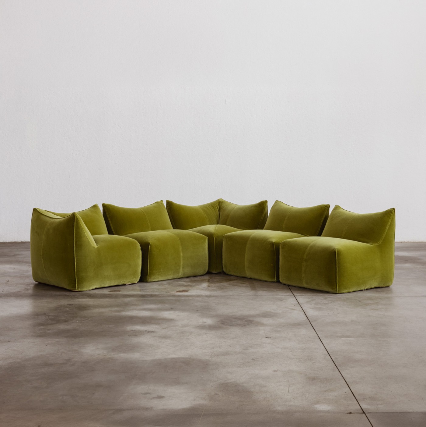 Mario Bellini “Le Bambole” Modular Sofa for B&B Italia, Green Velvet, 1971, Set of 5, 1971