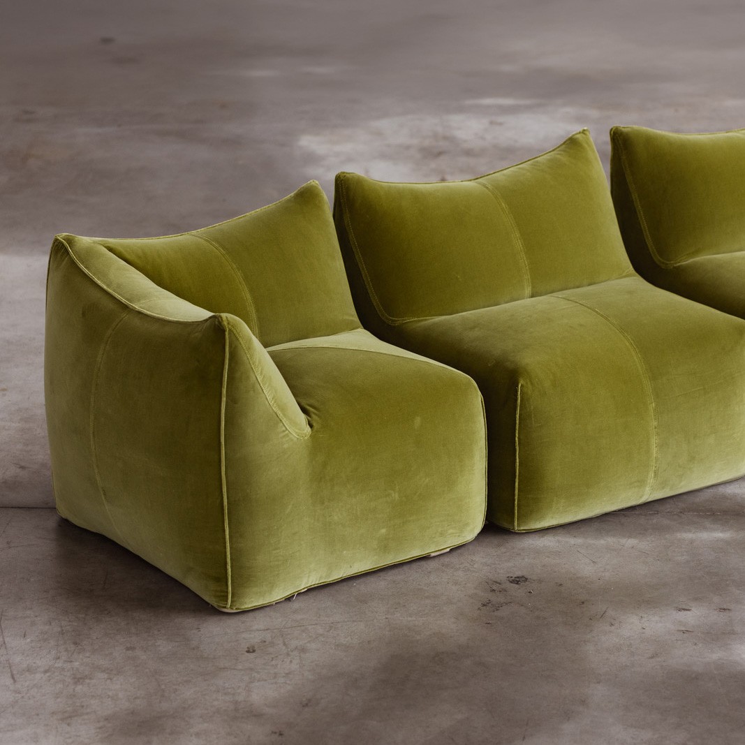 Mario Bellini “Le Bambole” Modular Sofa for B&B Italia, Green Velvet, 1971, Set of 5, 1971