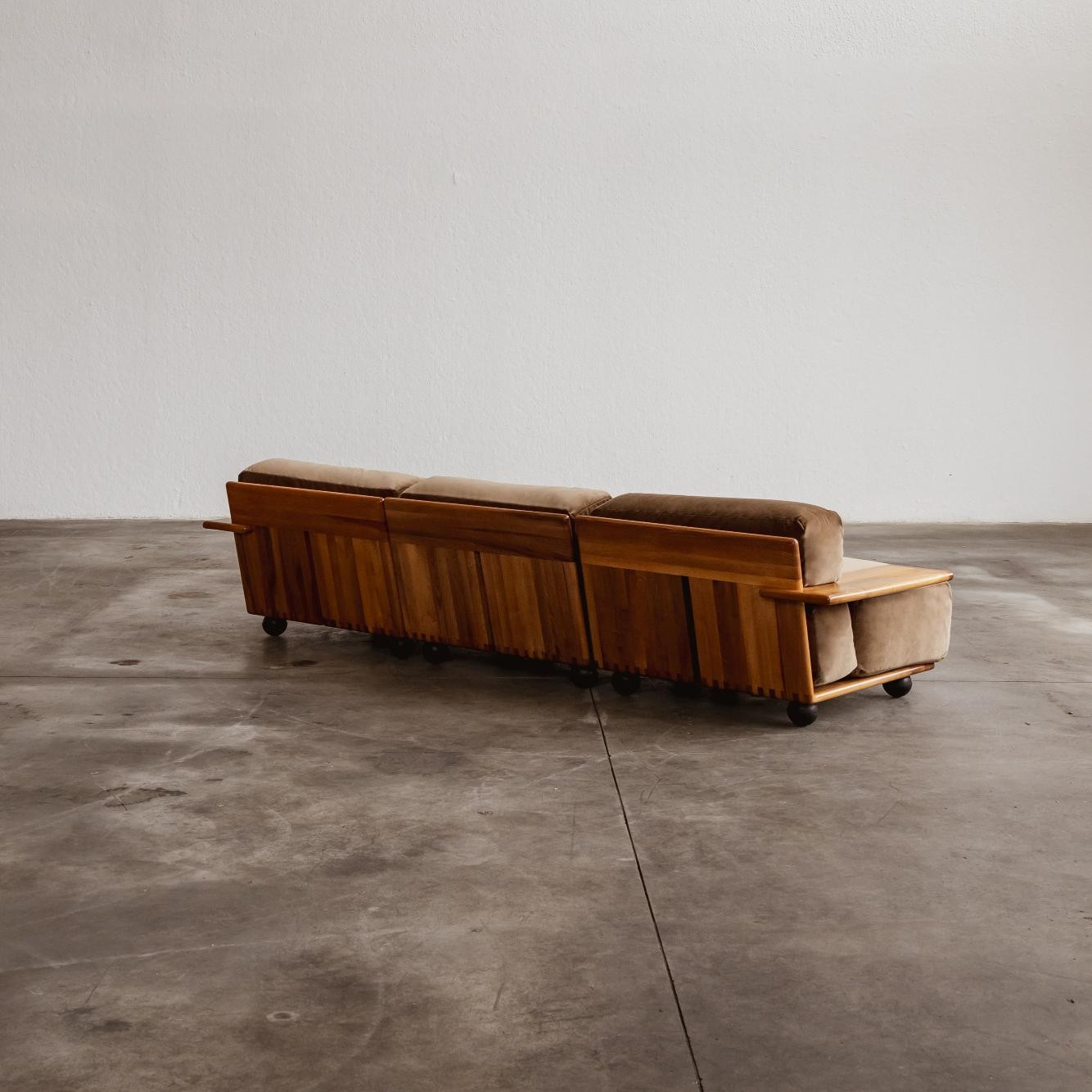 Mario Bellini "Pianura" Modular Sofa for Cassina, Argila Velvet, 1971, 1971