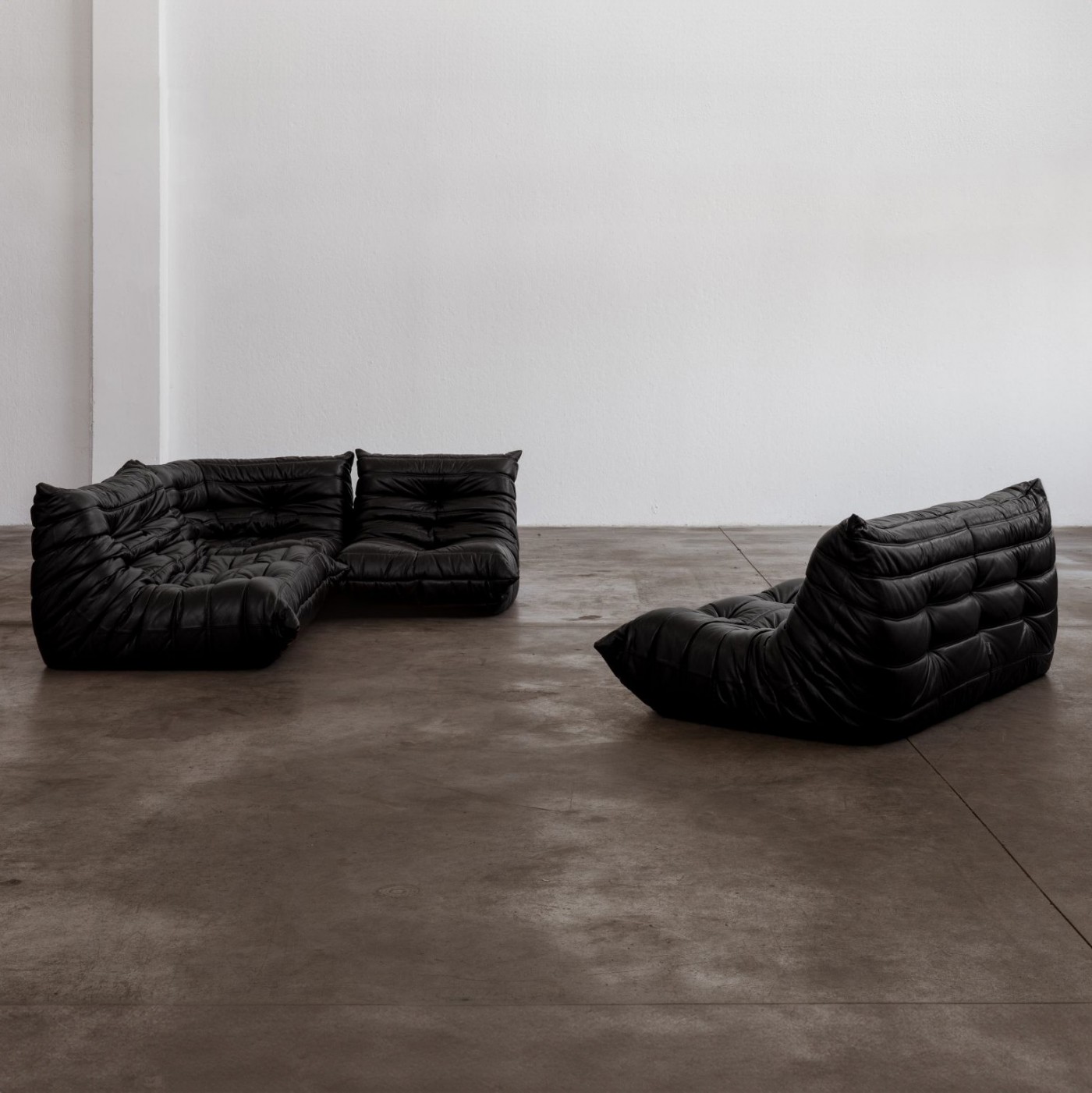 Michel Ducaroy “Togo” Modular Sofa for Ligne Roset, Black Leather, 1973, Set of 4, 1973
