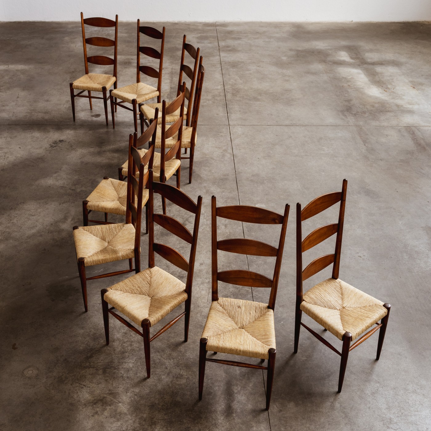 Paolo Buffa Sculptural dining chairs, wood and straw, Italy, 1948, Set of 10, 1940s