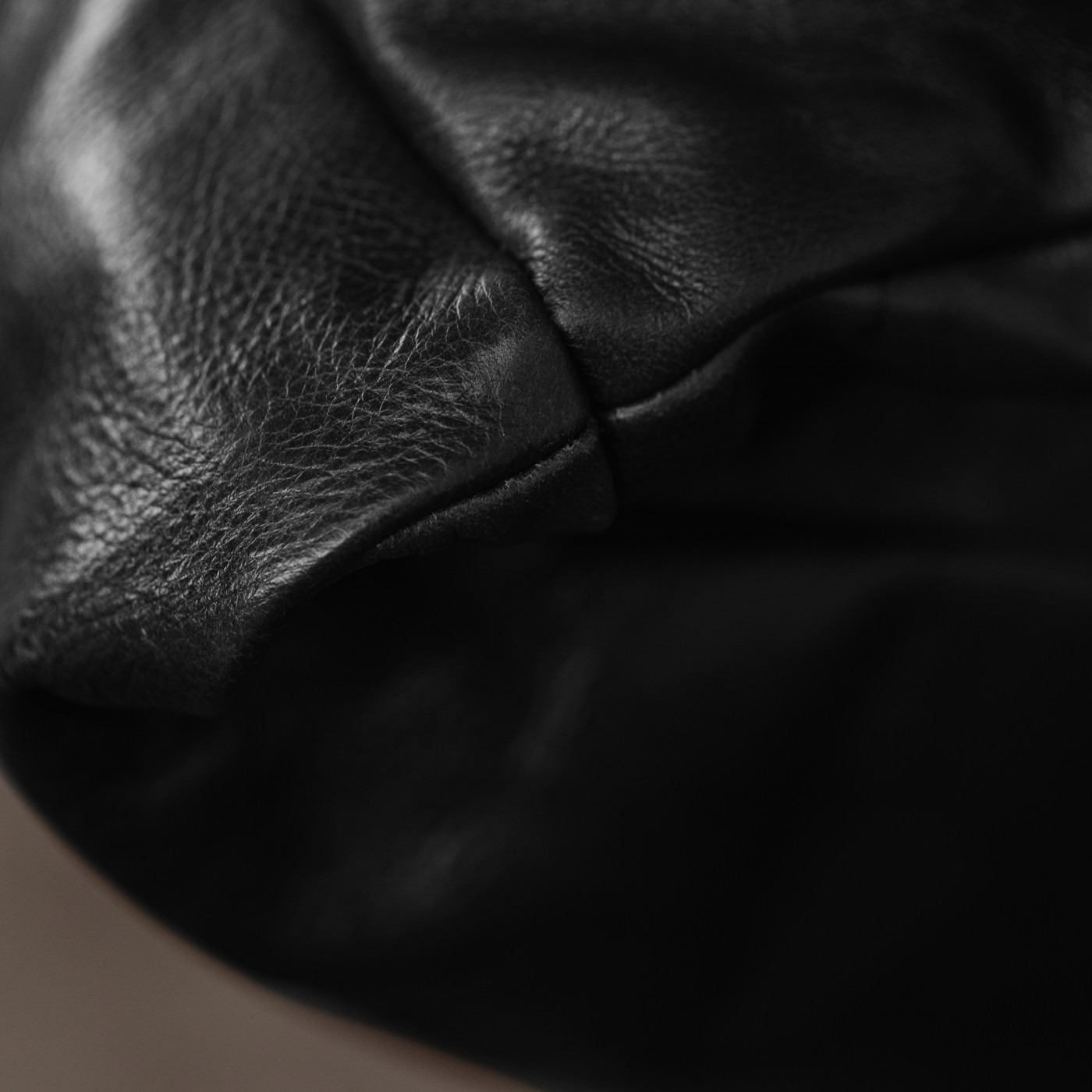 Raphael Raffel “Croissant” Sofa, Black Leather, 1970s, 1970s