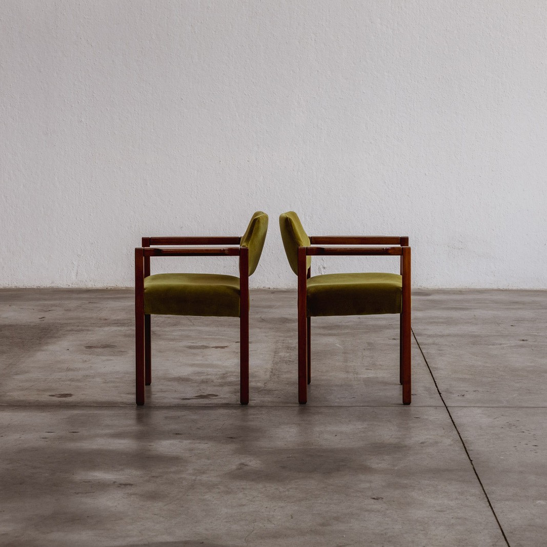 Umberto Brandigi "Jollina" Dining Chairs for Poltronova, Green Velvet, 1960s, Set of 8, 1960s