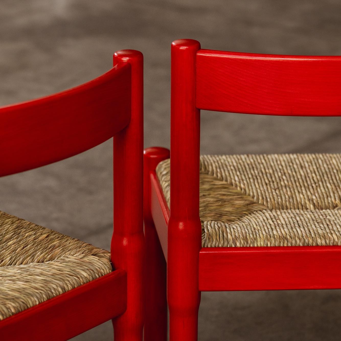 Vico Magistretti "Carimate" Dining Chairs for Cassina, Red Lacquered Wood, 1960, Set of 8, 1960