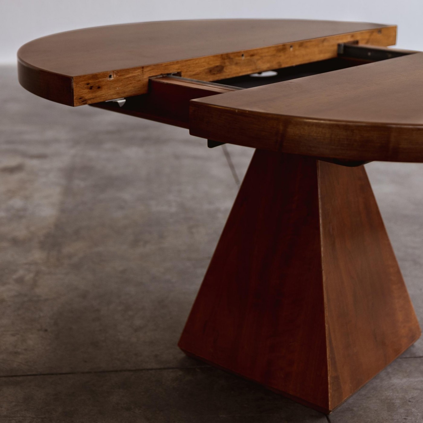 Vittorio Introini "Chelsea" Dining Room Table for Saporiti, 1960, 1960